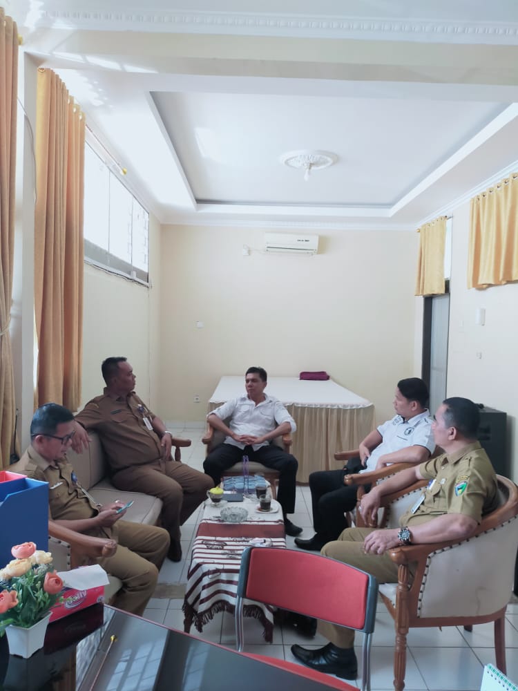 BADAN KESBANGPOL PESSEL KEDATANGAN TAMU DARI KASAT INTEL POLRES PESSEL BERSERTA ANGGOTA