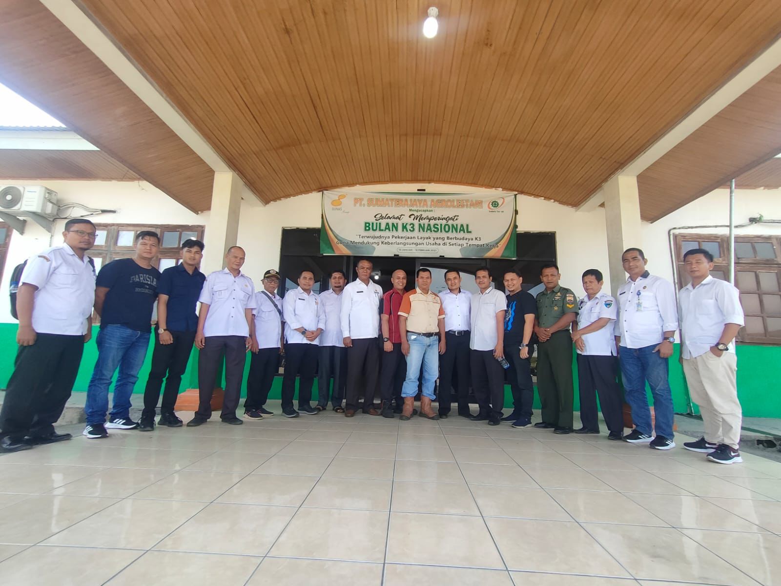 PERMASALAHAN TEMPAT PELAKSANAAN IBADAH SUKU NIAS UMAT NASRANI PT.SJAL POM SILAUT